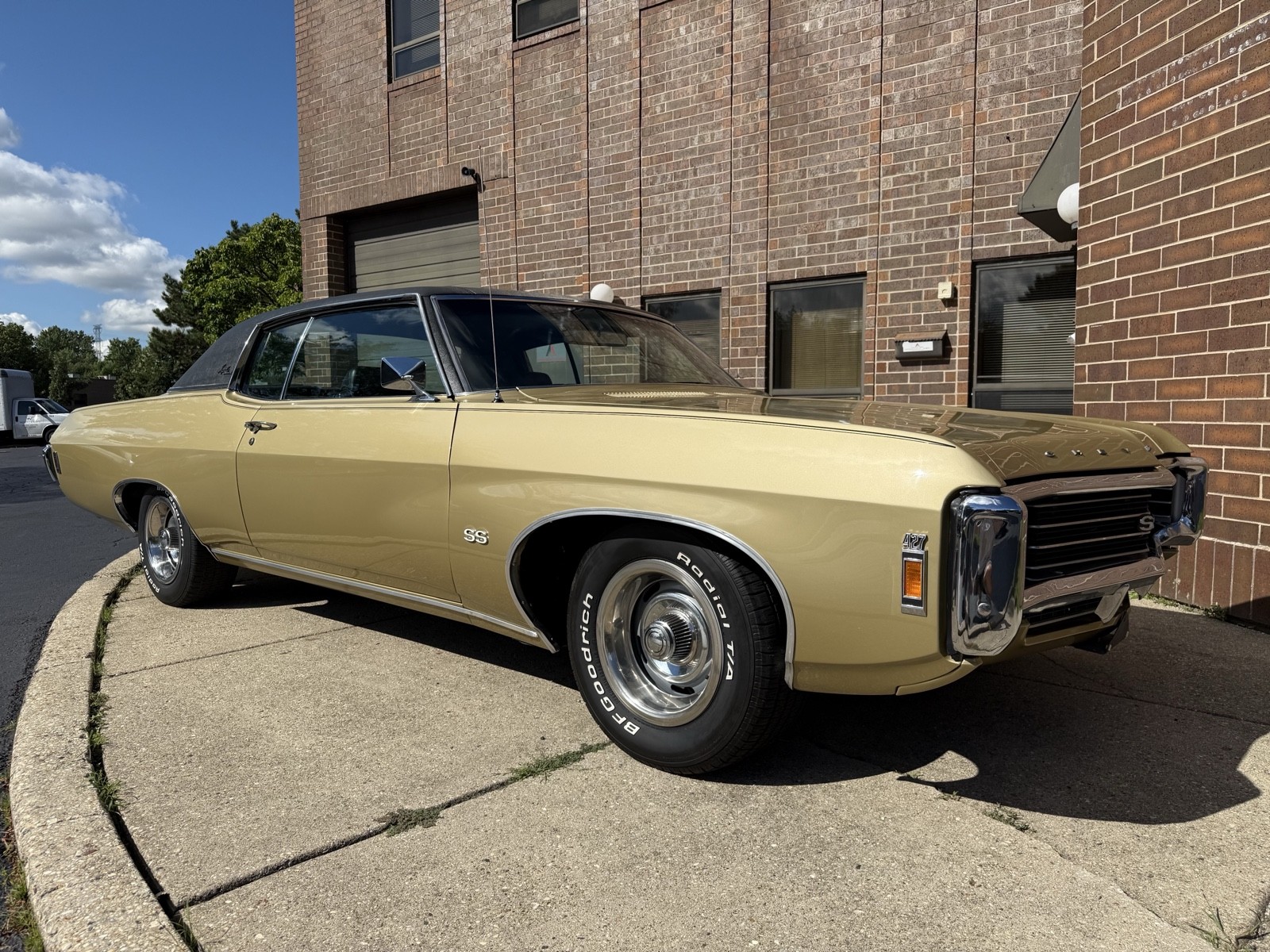 Chevrolet-Impala-1969-Coupe-12