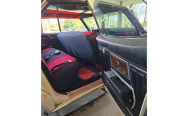 Chevrolet-Impala-1969-White-RedBlack-18