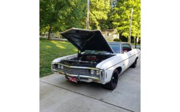 Chevrolet-Impala-1969-White-RedBlack-19
