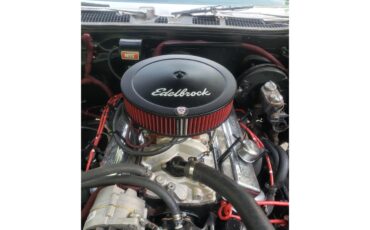 Chevrolet-Impala-1969-White-RedBlack-7