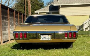 Chevrolet-Impala-1970-Custom-7