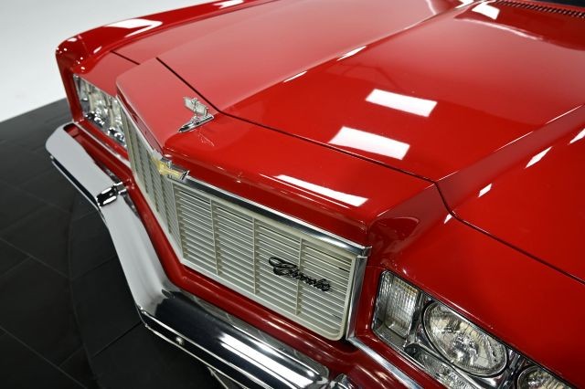 Chevrolet-Impala-1975-11