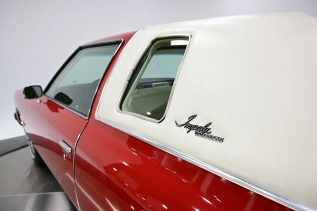 Chevrolet-Impala-1975-14