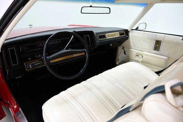 Chevrolet-Impala-1975-16