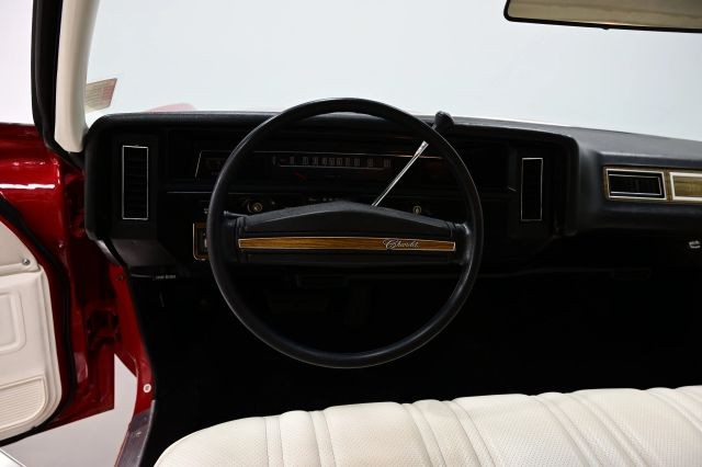 Chevrolet-Impala-1975-24