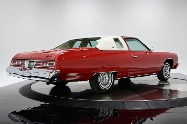 Chevrolet-Impala-1975-6