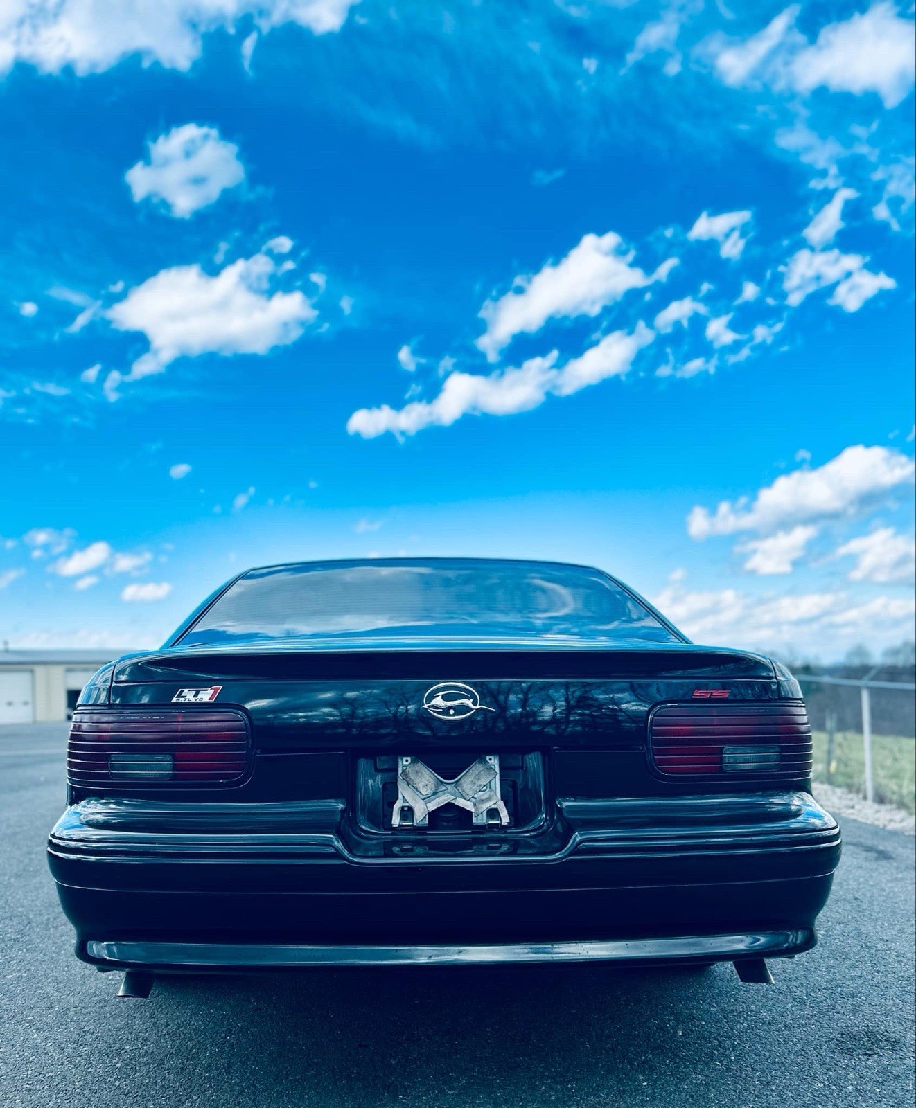 Chevrolet-Impala-1994-Sedan-1