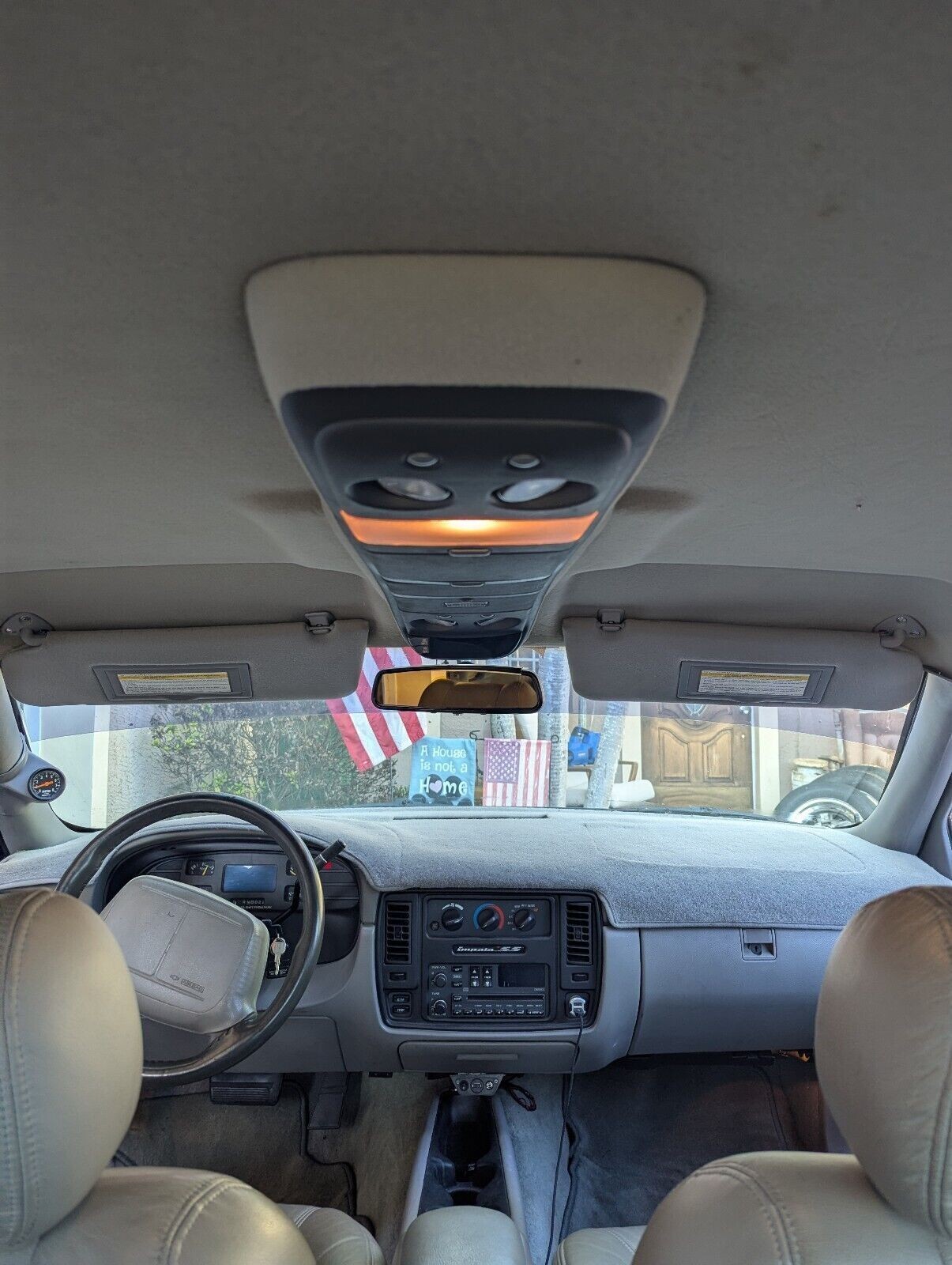 Chevrolet-Impala-1994-Sedan-14