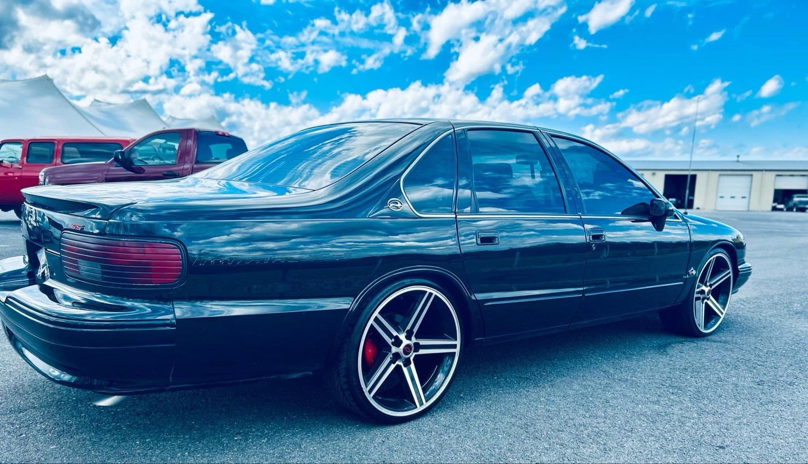 Chevrolet-Impala-1994-Sedan-2