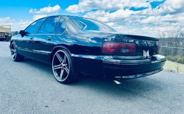 Chevrolet-Impala-1994-Sedan-7