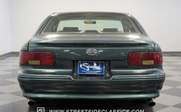 Chevrolet-Impala-1995-Sedan-10