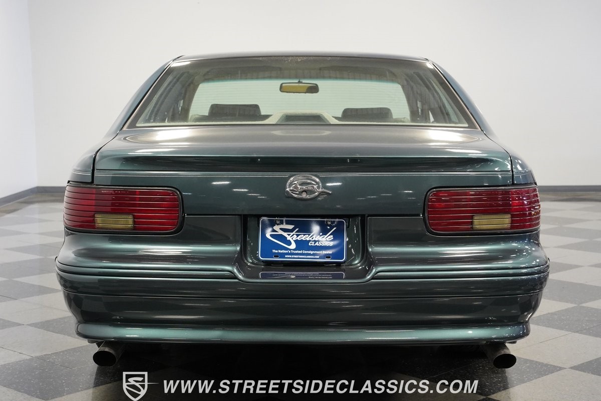 Chevrolet-Impala-1995-Sedan-10