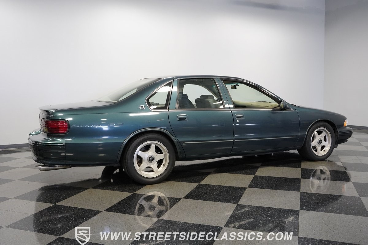 Chevrolet-Impala-1995-Sedan-13