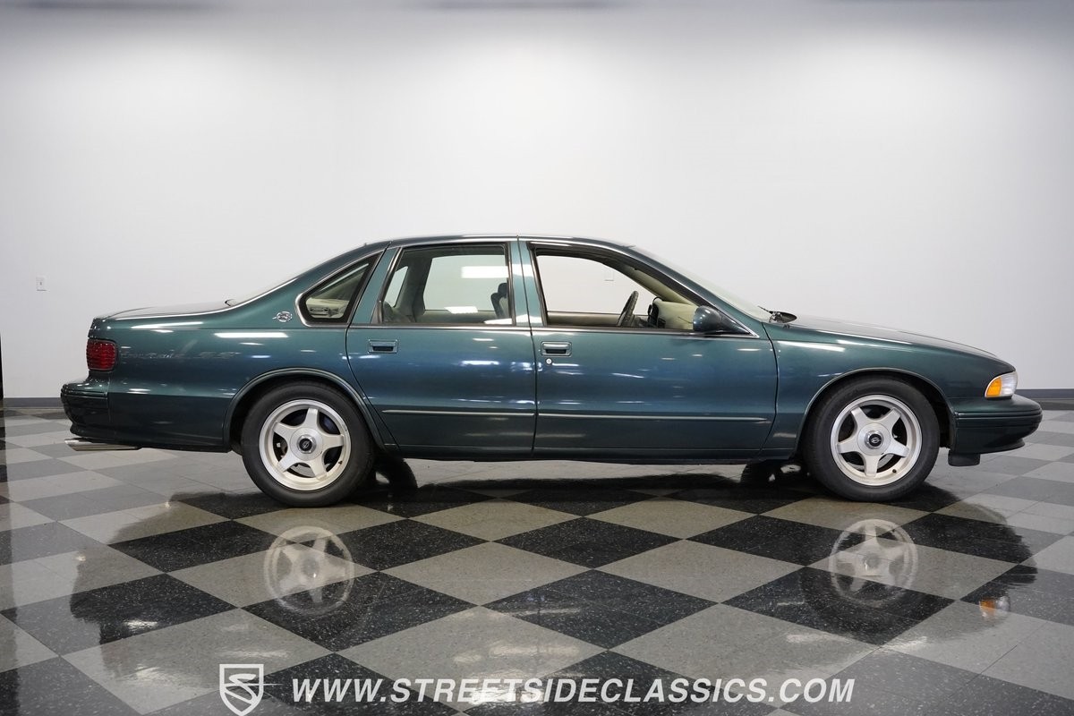 Chevrolet-Impala-1995-Sedan-14
