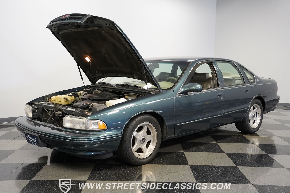 Chevrolet-Impala-1995-Sedan-31