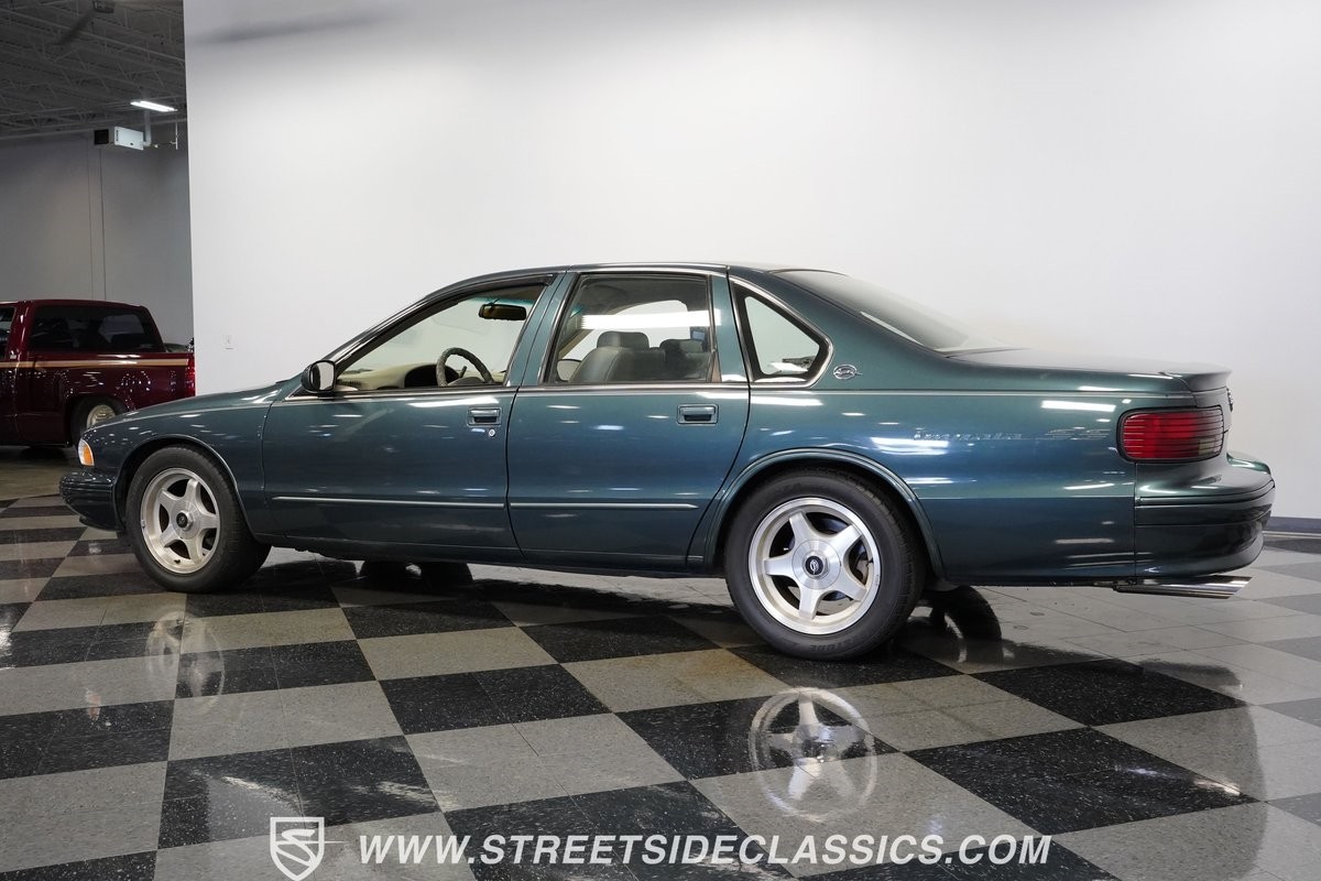 Chevrolet-Impala-1995-Sedan-8