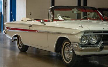 Chevrolet-Impala-SS-4-spd-Convertible-1961-2-Door-Convertible-10