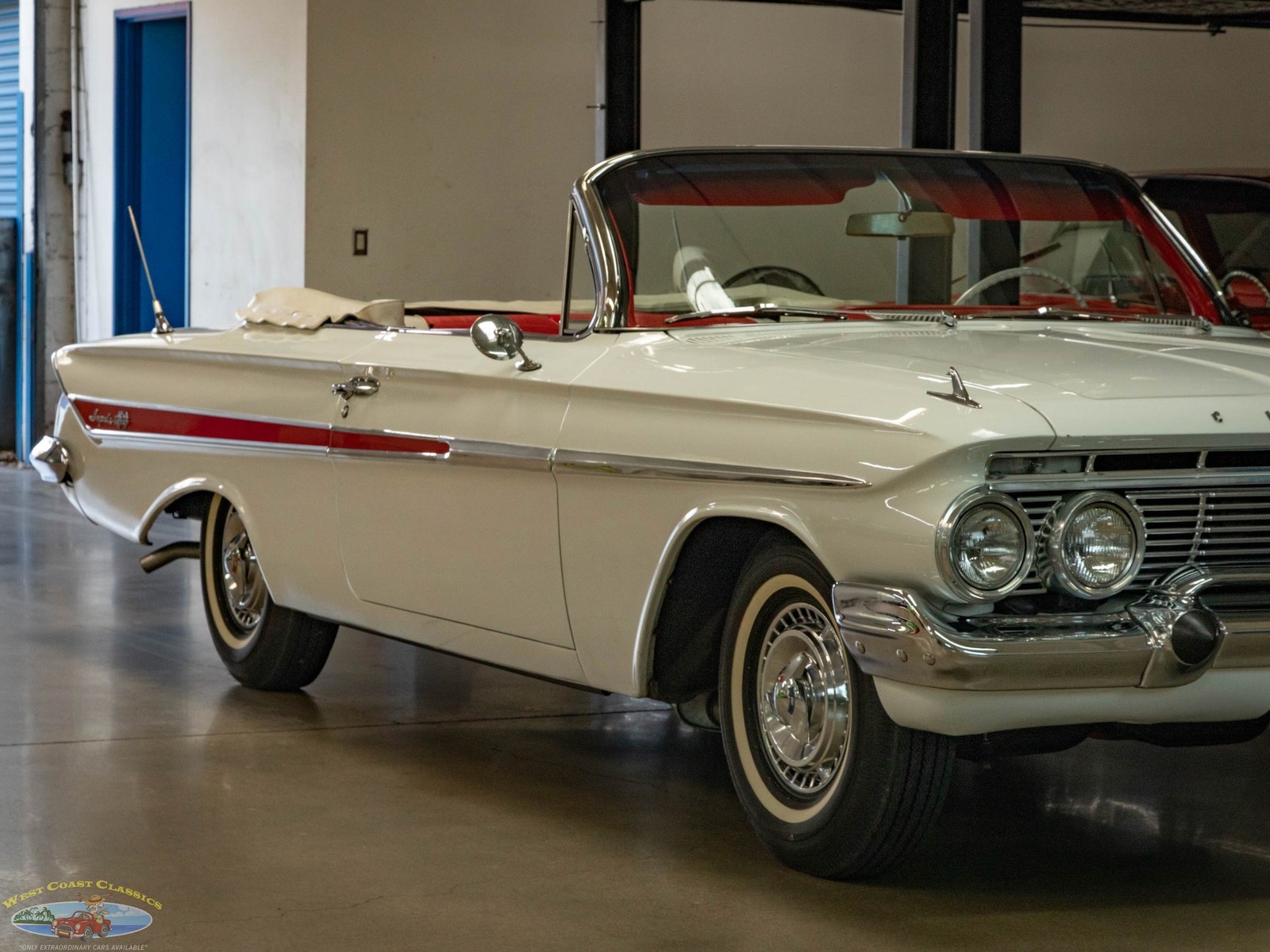 Chevrolet-Impala-SS-4-spd-Convertible-1961-2-Door-Convertible-10
