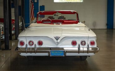 Chevrolet-Impala-SS-4-spd-Convertible-1961-2-Door-Convertible-16