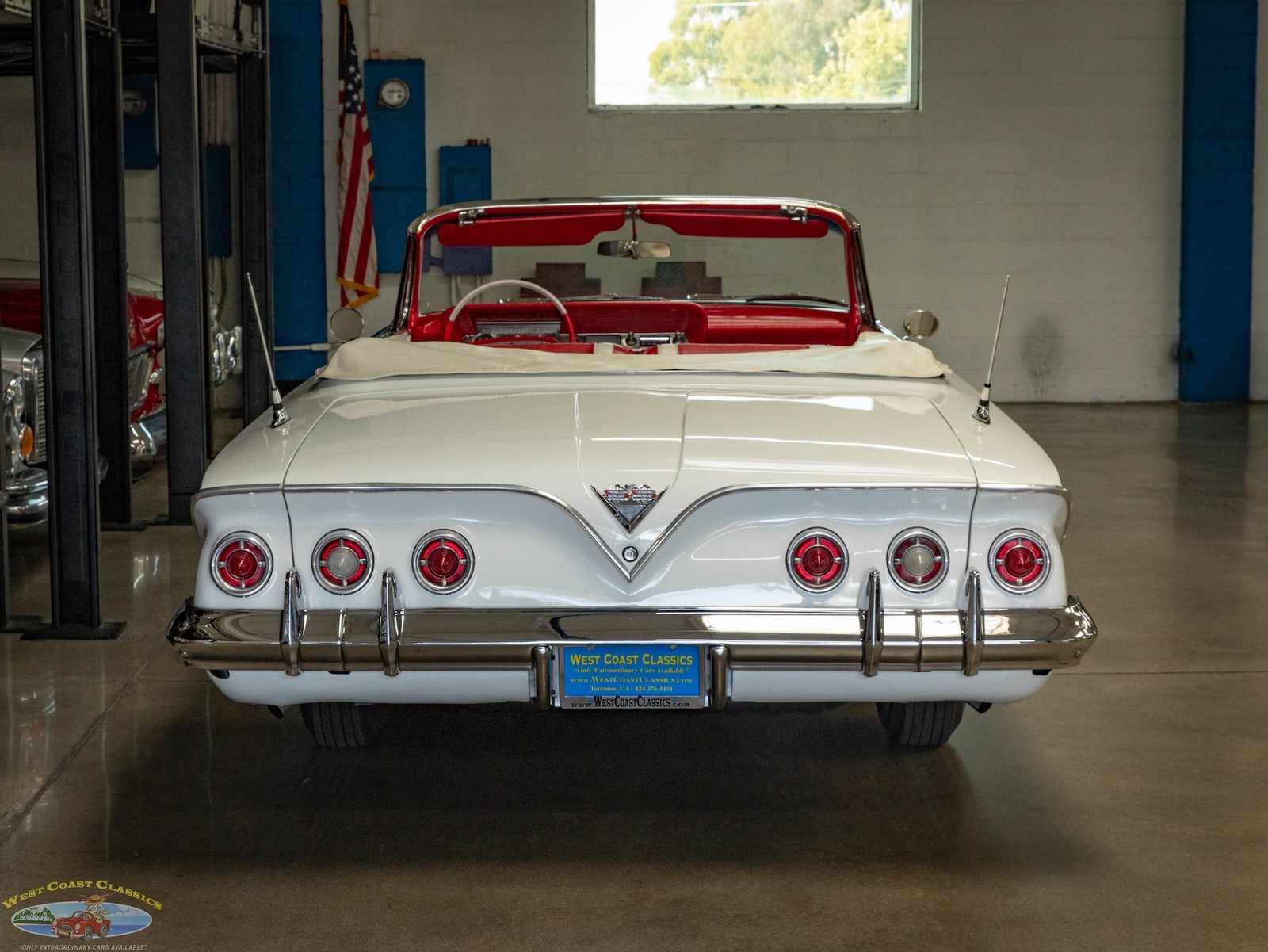 Chevrolet-Impala-SS-4-spd-Convertible-1961-2-Door-Convertible-16