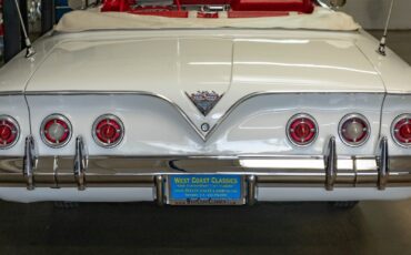 Chevrolet-Impala-SS-4-spd-Convertible-1961-2-Door-Convertible-18