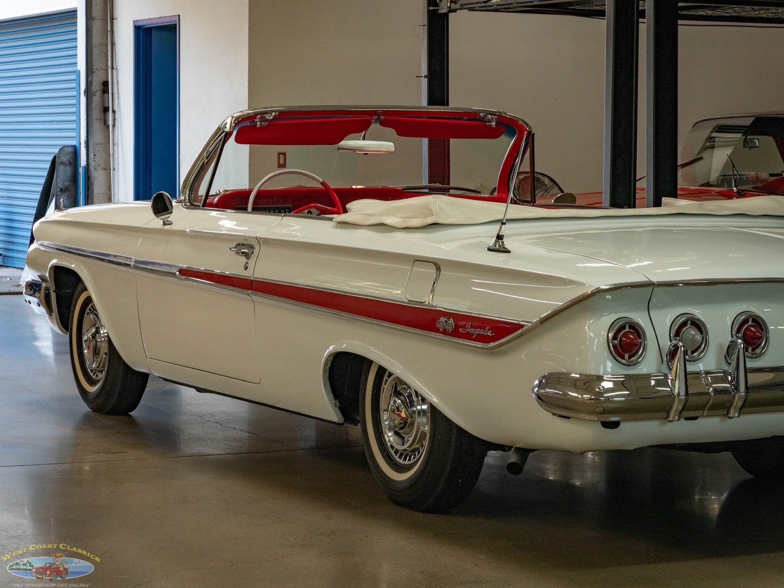 Chevrolet-Impala-SS-4-spd-Convertible-1961-2-Door-Convertible-21