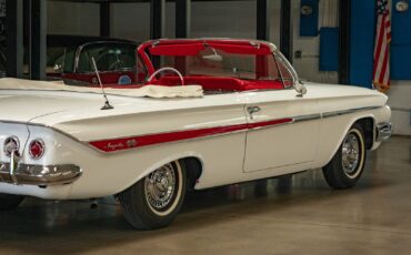 Chevrolet-Impala-SS-4-spd-Convertible-1961-2-Door-Convertible-25