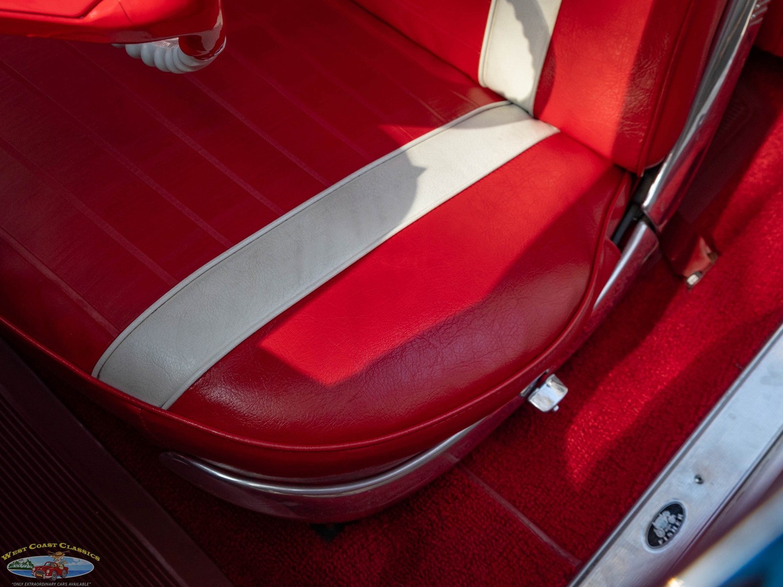 Chevrolet-Impala-SS-4-spd-Convertible-1961-2-Door-Convertible-27