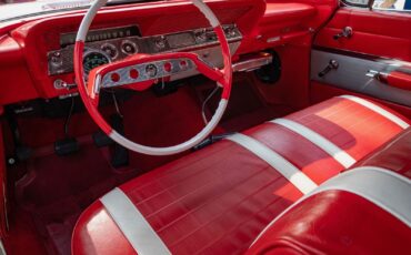 Chevrolet-Impala-SS-4-spd-Convertible-1961-2-Door-Convertible-31