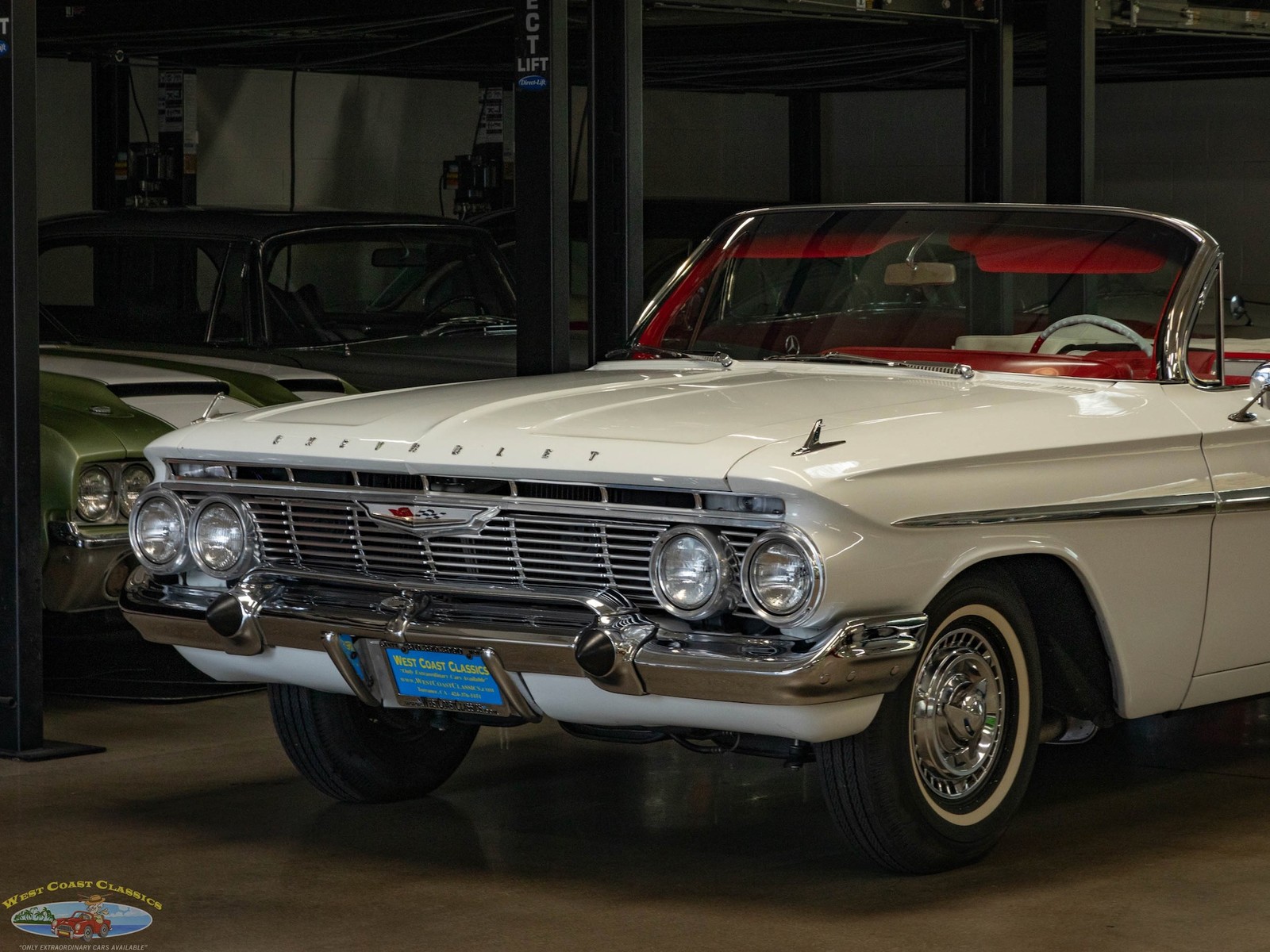 Chevrolet-Impala-SS-4-spd-Convertible-1961-2-Door-Convertible-7