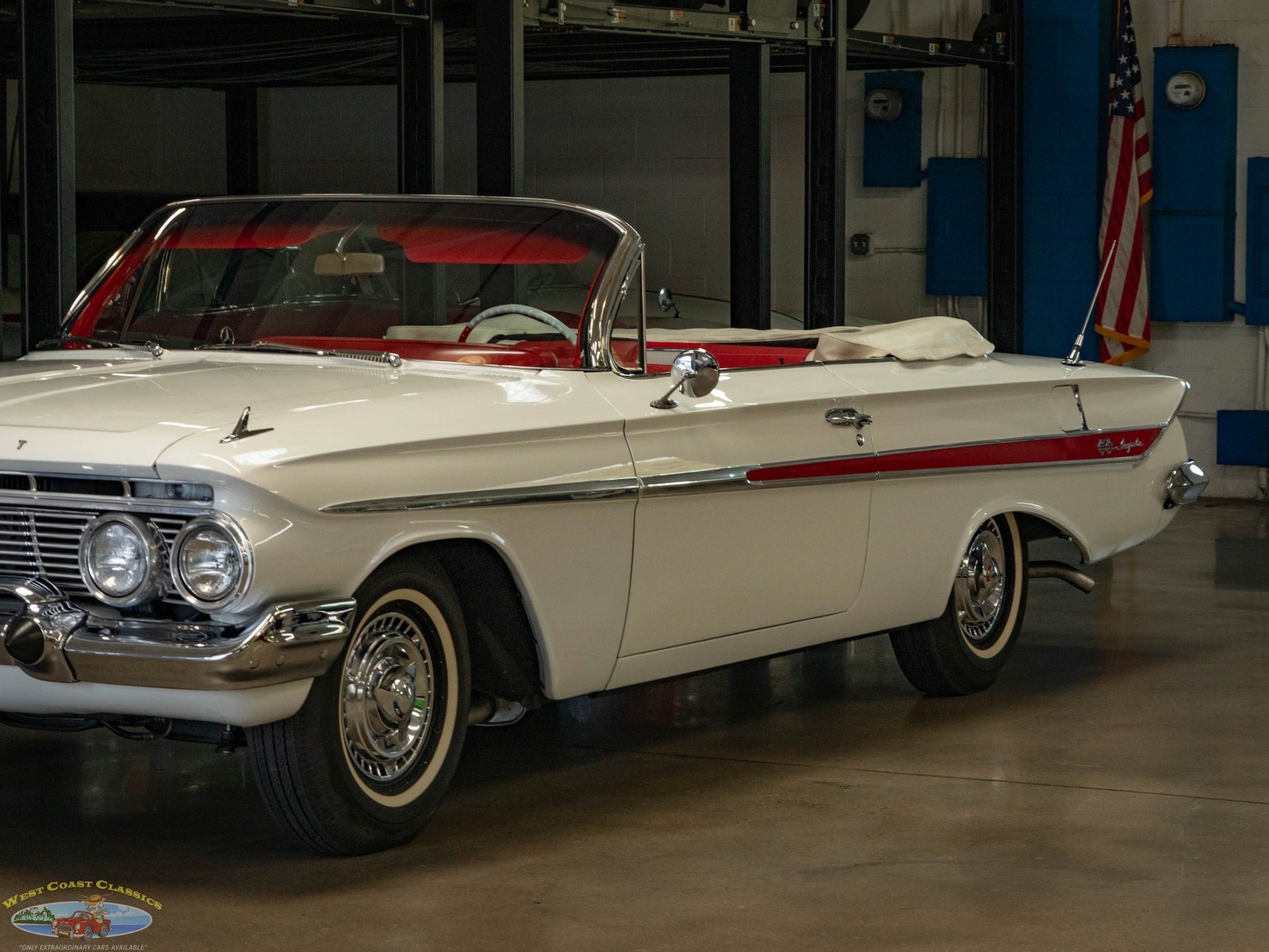 Chevrolet-Impala-SS-4-spd-Convertible-1961-2-Door-Convertible-8