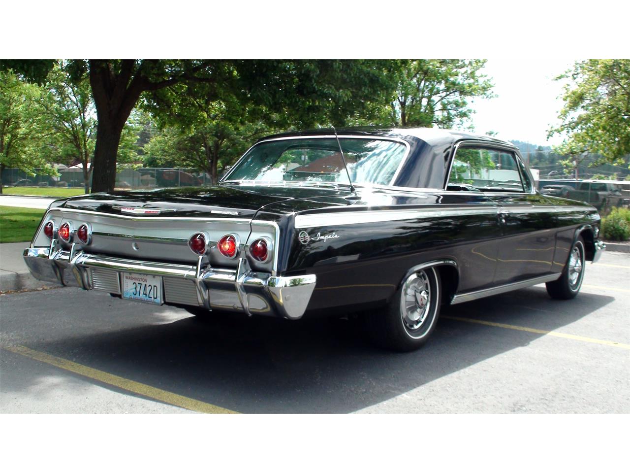 Chevrolet-Impala-ss-1962-Black-Black-11