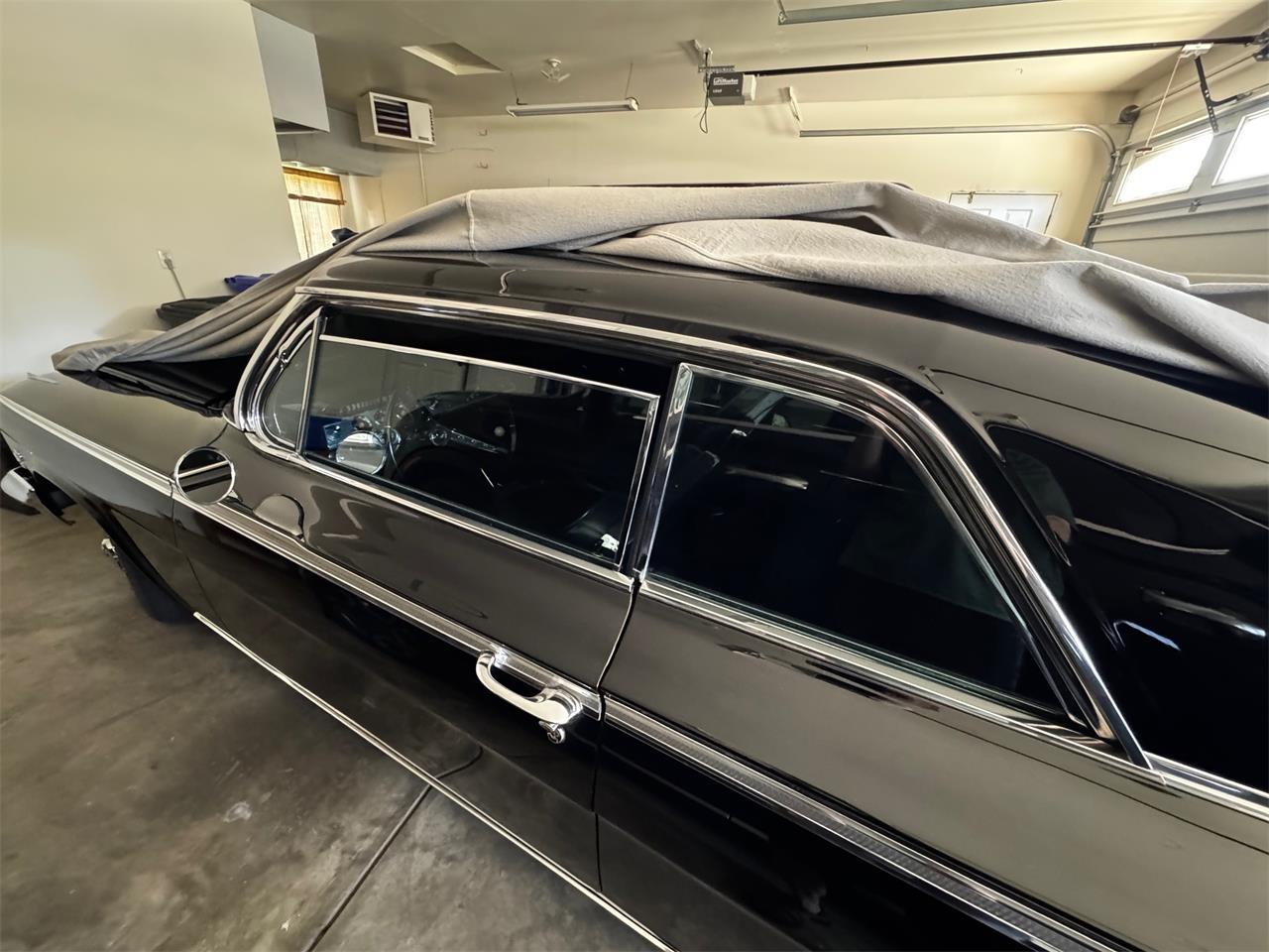 Chevrolet-Impala-ss-1962-Black-Black-36