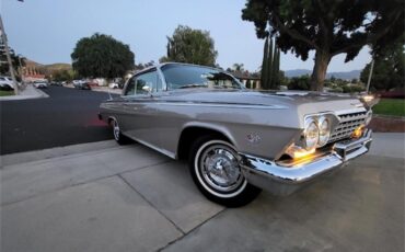 Chevrolet-Impala-ss-1962-Fawn-Beige-Beige-10