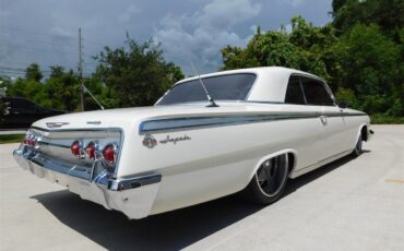 Chevrolet-Impala-ss-1962-White-Red-15