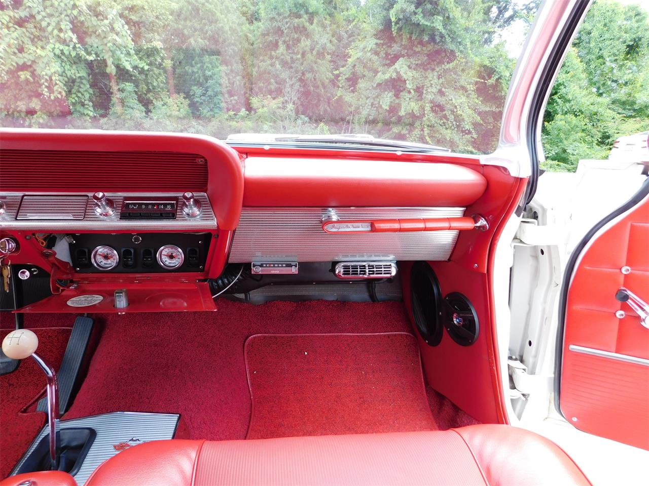 Chevrolet-Impala-ss-1962-White-Red-26