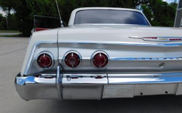Chevrolet-Impala-ss-1962-White-Red-27