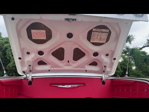 Chevrolet-Impala-ss-1962-White-Red