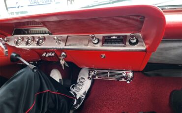 Chevrolet-Impala-ss-1962-roman-red-red-and-white-3