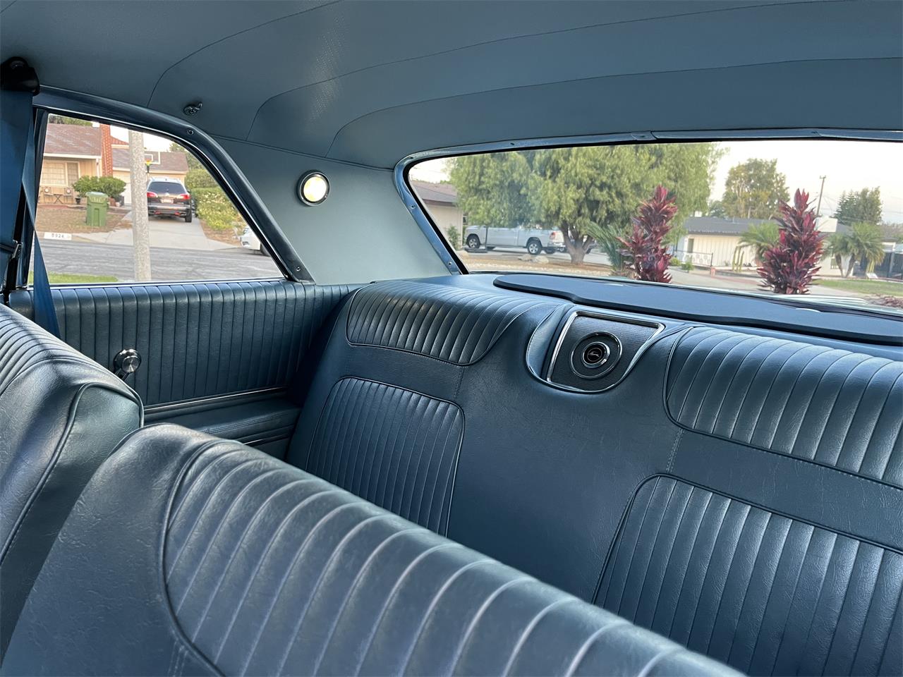 Chevrolet-Impala-ss-1964-Marina-Blue-Blue-39