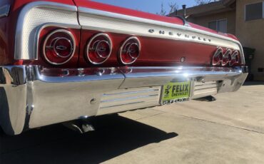 Chevrolet-Impala-ss-1964-Red-Black-16