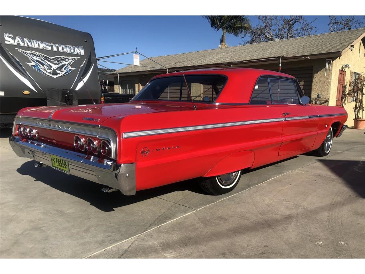 Chevrolet-Impala-ss-1964-Red-Black-2