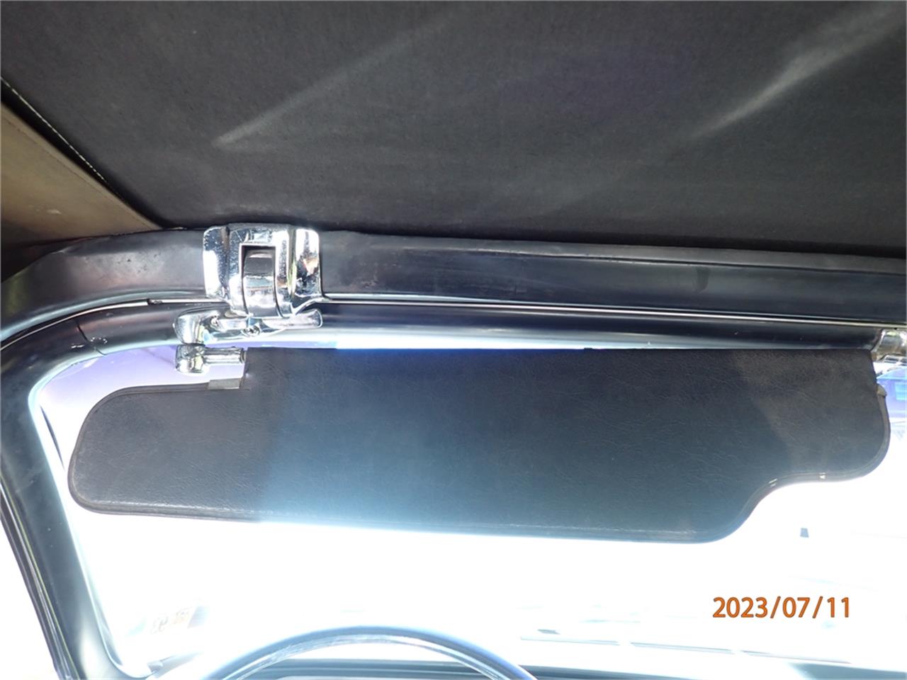 Chevrolet-Impala-ss-1964-Silver-Blue-Black-10