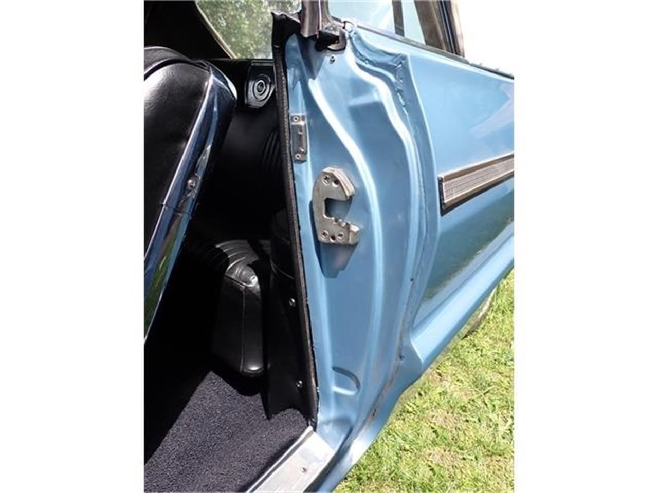 Chevrolet-Impala-ss-1964-Silver-Blue-Black-22