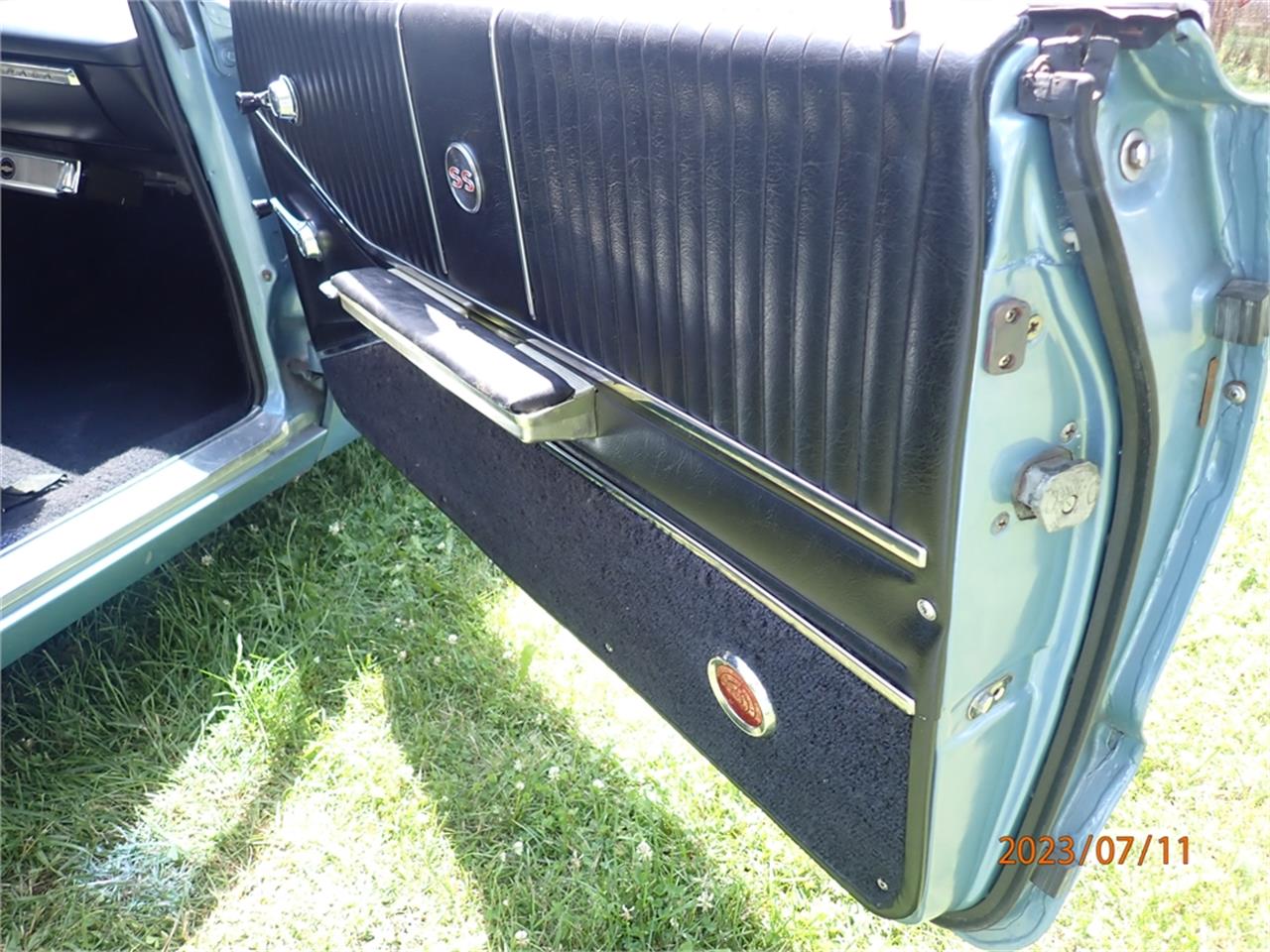 Chevrolet-Impala-ss-1964-Silver-Blue-Black-69