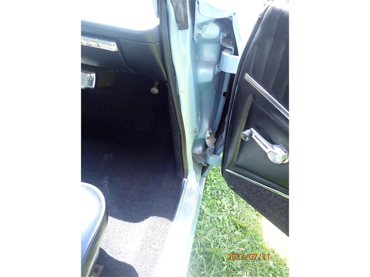 Chevrolet-Impala-ss-1964-Silver-Blue-Black-70