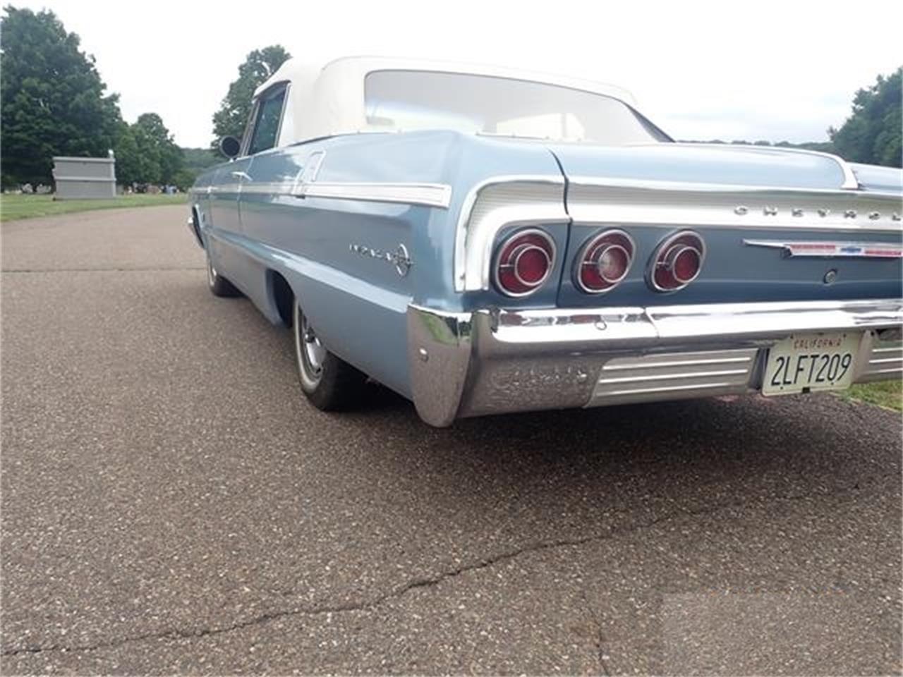 Chevrolet-Impala-ss-1964-Silver-Blue-Black-92