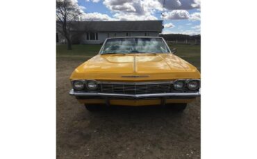 Chevrolet-Impala-ss-1965-Yellow-2