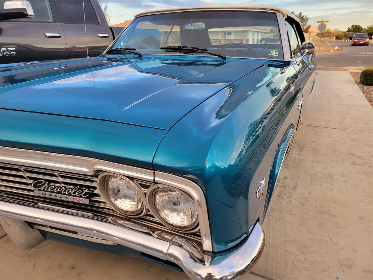 Chevrolet-Impala-ss-1966-Marina-Blue-Black-10