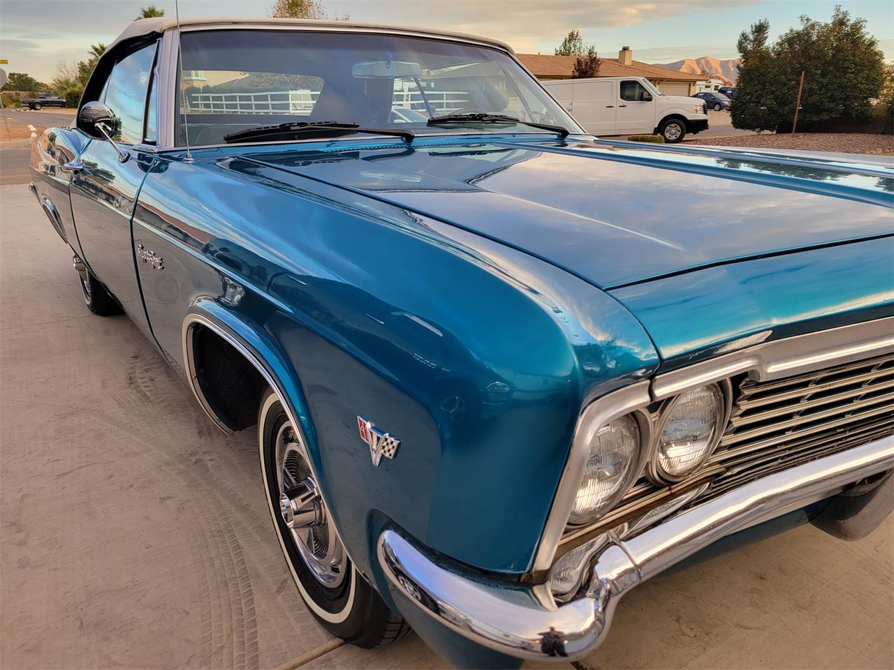 Chevrolet-Impala-ss-1966-Marina-Blue-Black-12